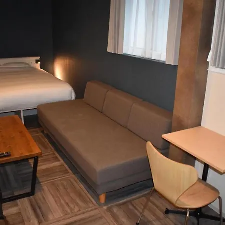 Shinsaibashi House Hotel Osaka Room photo