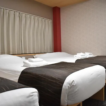 Shinsaibashi House Hotel Osaka Room photo