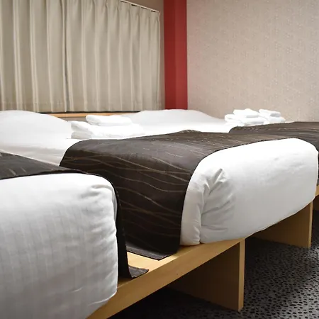 Shinsaibashi House Hotel Osaka Room photo